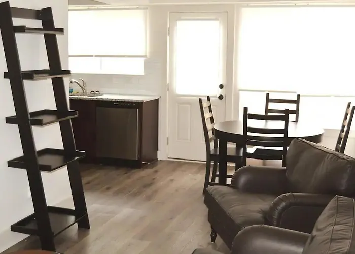 312C State St 2Br Apt Close To Uptown Charlotte